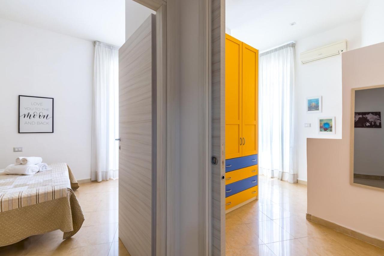 Rione Emanuele III - 4 Bedroom Apartment Neapol Exteriér fotografie