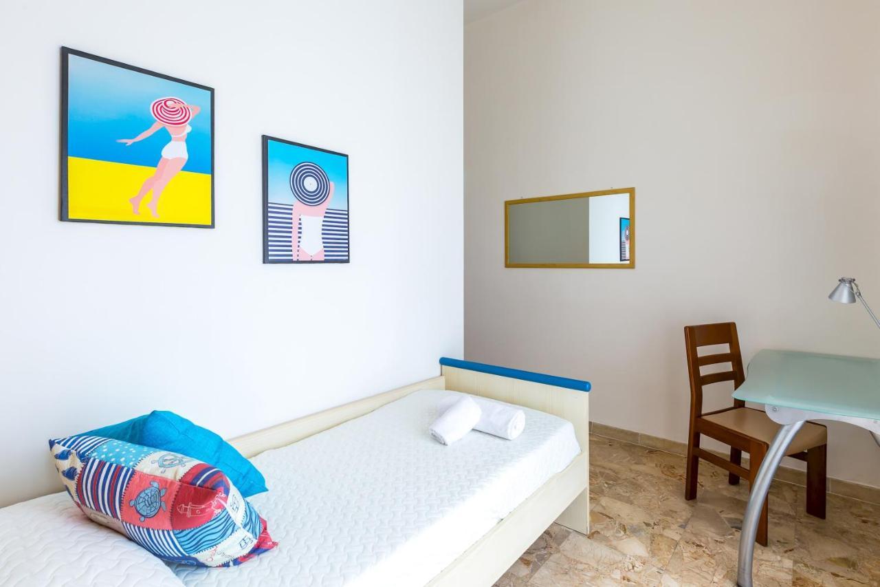 Rione Emanuele III - 4 Bedroom Apartment Neapol Exteriér fotografie