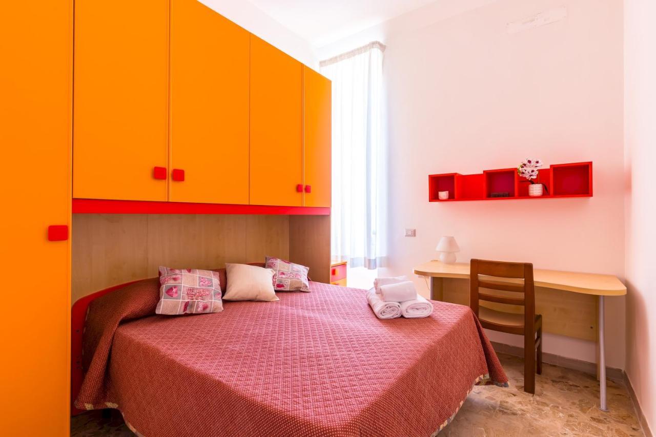 Rione Emanuele III - 4 Bedroom Apartment Neapol Exteriér fotografie