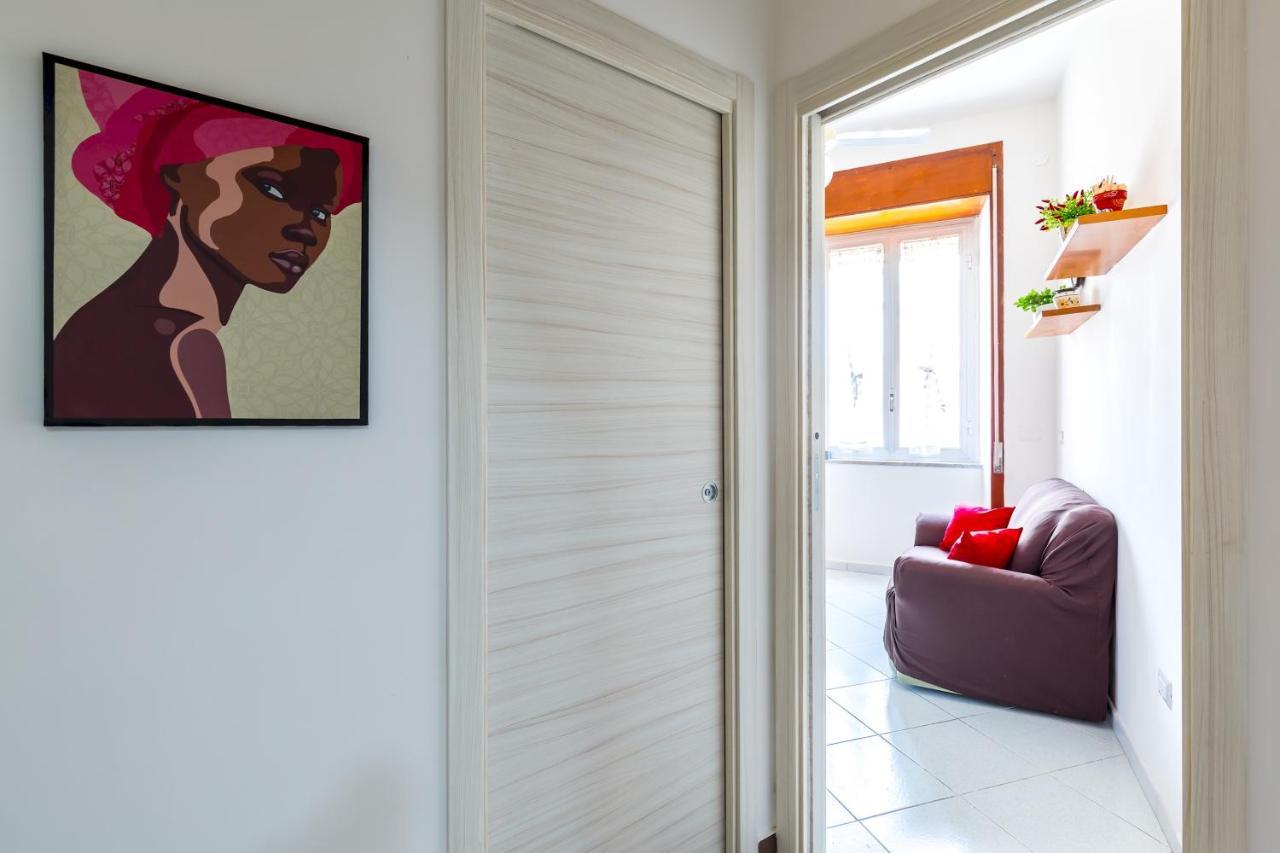 Rione Emanuele III - 4 Bedroom Apartment Neapol Exteriér fotografie
