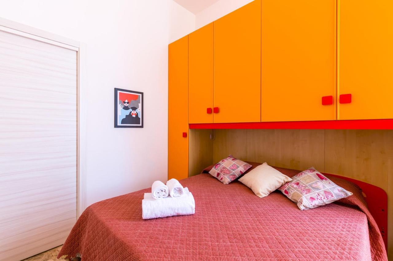 Rione Emanuele III - 4 Bedroom Apartment Neapol Exteriér fotografie